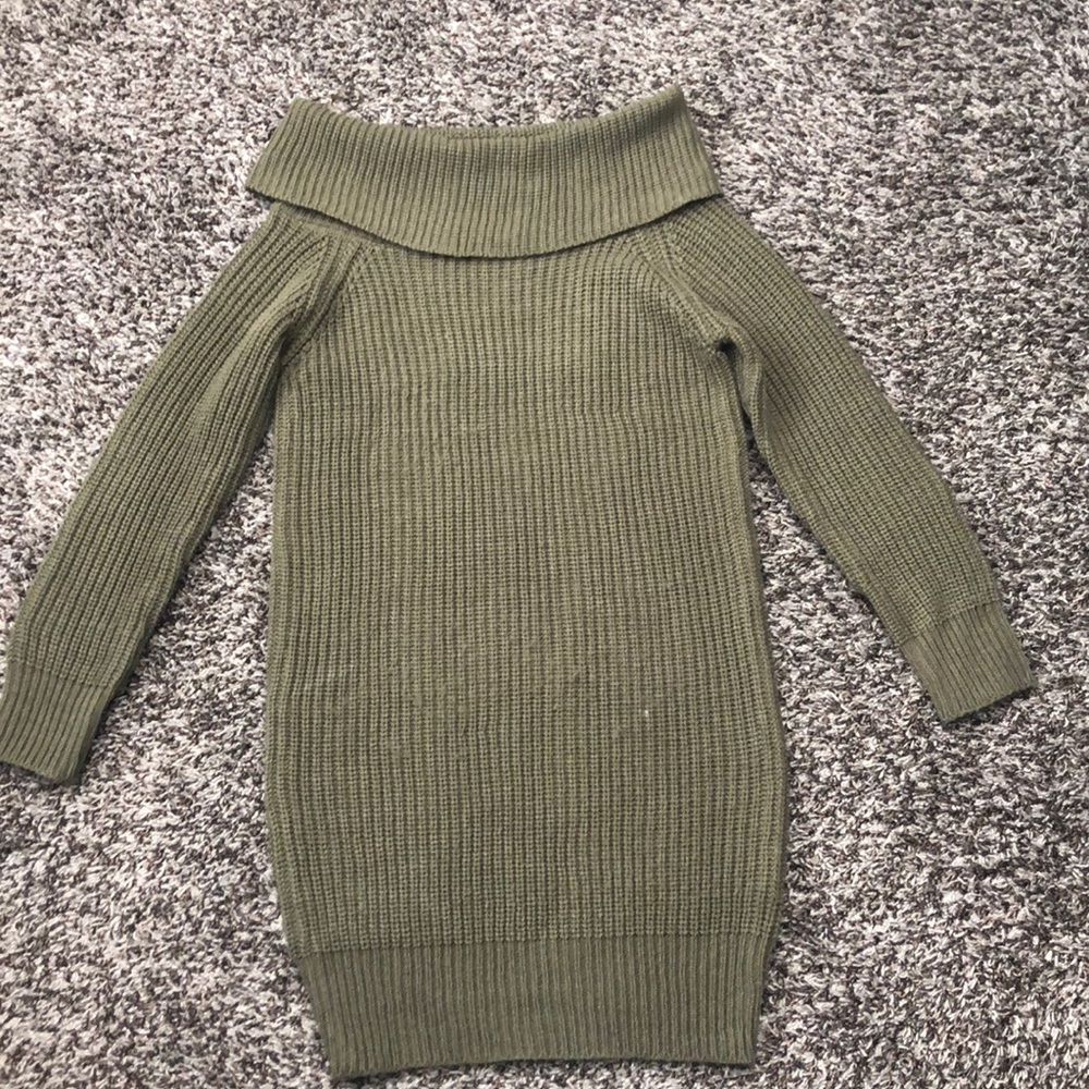 Green sweater dress